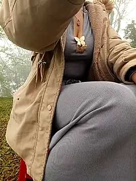 hoahong2 online show from March 7, 2026, 1:57 am