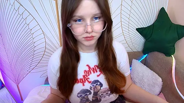 Lana Delanay online show from May 3, 2026, 2:06 am