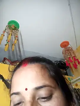 Snapshot of Reena_lodha chatting on February 4, 2026, 5:30 pm Reena lodha online show from February 4, 2026, 5:30 pm