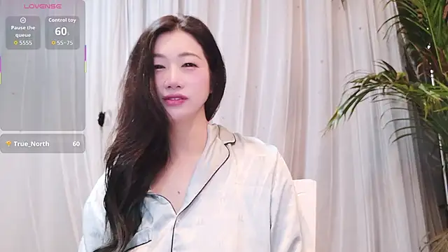 Snapshot of neinei_bao chatting on February 21, 2026, 8:43 pm neinei bao online show from February 21, 2026, 8:43 pm