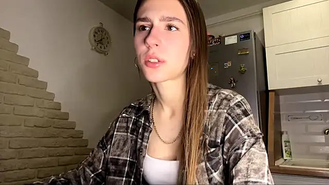 ElsieKuhlmann online show from February 6, 2026, 5:12 am