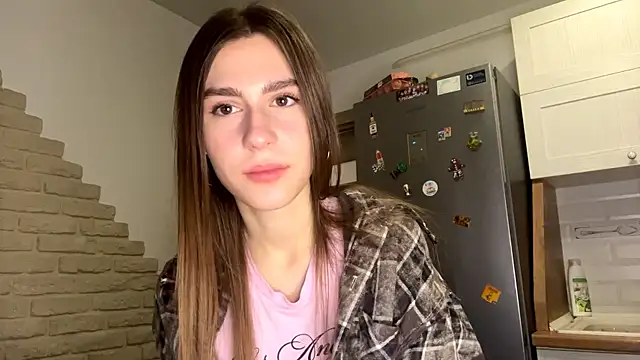 ElsieKuhlmann online show from February 8, 2026, 5:11 am