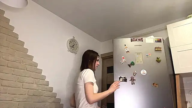 ElsieKuhlmann online show from February 27, 2026, 4:12 am