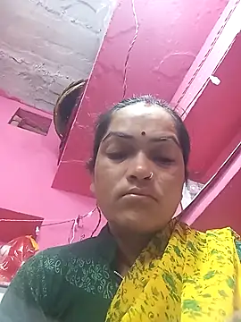 Snapshot of Sonam15884 chatting on March 3, 2026, 10:15 pm Sonam15884 online show from March 3, 2026, 10:15 pm