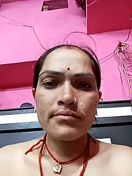 Snapshot of Sonam15884 chatting on May 2, 2026, 3:28 pm Sonam15884 online show from May 2, 2026, 3:28 pm