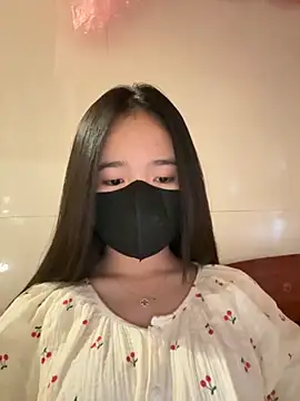 Gwen879 online show from March 10, 2026, 2:05 am