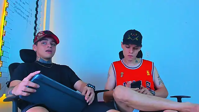 Thomas-Wil online show from February 10, 2026, 5:55 am