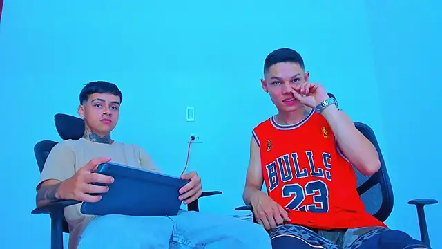 Thomas-Wil online show from May 10, 2026, 2:11 pm