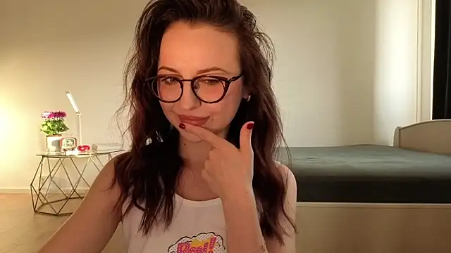 Satin Sin online show from May 4, 2026, 5:09 pm