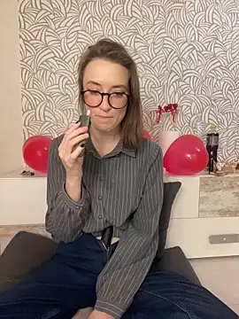 Persephone Kore online show from February 12, 2026, 6:36 pm