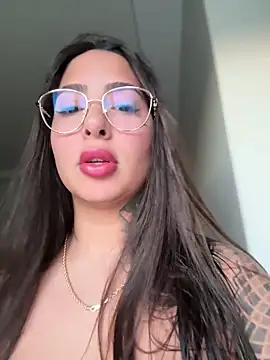 Snapshot of maferalvarexxx chatting on May 8, 2026, 9:09 pm maferalvarexxx online show from May 8, 2026, 9:09 pm