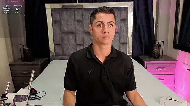 LeoMonnroe online show from July 21, 2026, 7:38 pm