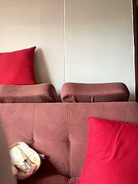 Veronica Wins  online show from January 31, 2026, 8:40 pm