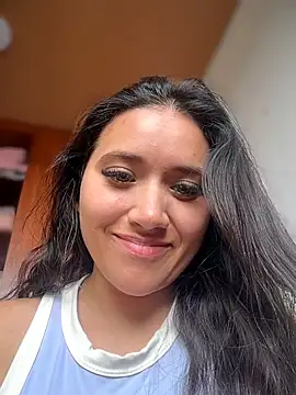 Veronica Wins  online show from July 18, 2026, 3:49 pm