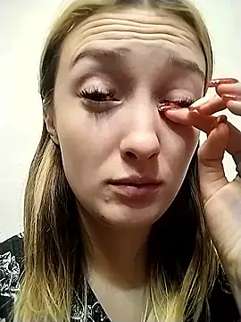 Olivia Kis online show from January 12, 2026, 12:43 pm