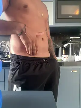 Snapshot of Gustavo17model chatting on January 19, 2026, 4:11 pm Gustavo17model online show from January 19, 2026, 4:11 pm