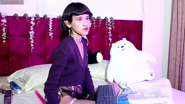 Veronica Lamberth online show from March 15, 2026, 4:40 am