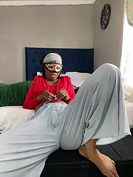 CreamyCupCake 96 online show from April 11, 2026, 12:09 pm