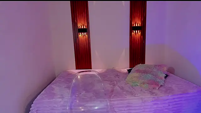 Brendajennerr online show from March 21, 2026, 8:19 am