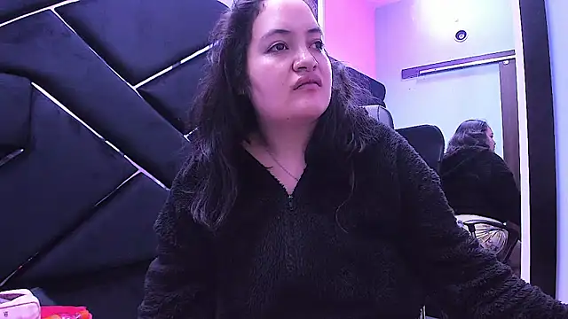 MiaRouss69 online show from March 14, 2026, 4:29 am