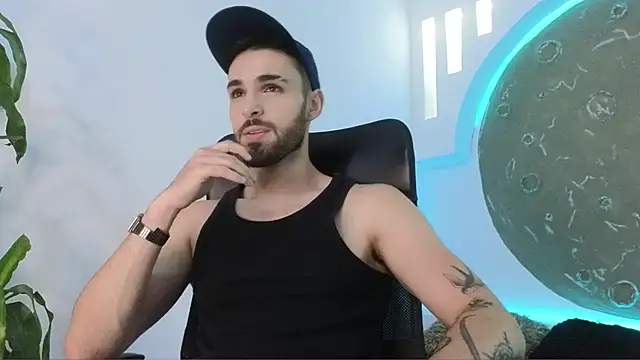 Apolo lux1 online show from January 31, 2026, 8:40 pm