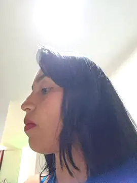 LunaRouuse  online show from March 19, 2026, 1:37 pm