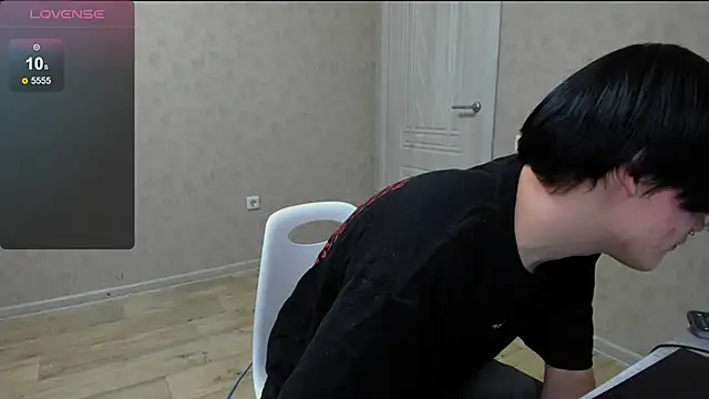  horny44un  online show from February 4, 2026, 1:17 pm