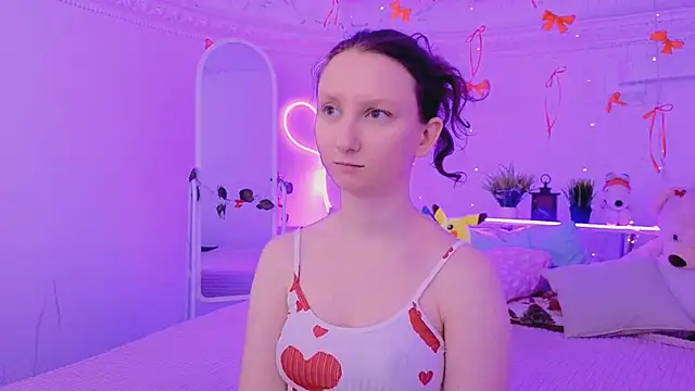 SunshineBlaze online show from February 4, 2026, 1:28 pm