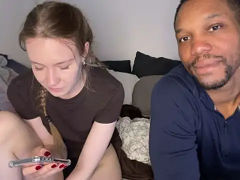 Snapshot of midnight_ballerina_ chatting on May 17, 2026, 8:49 pm midnight ballerina online show from May 17, 2026, 8:49 pm