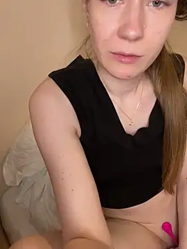 Snapshot of midnight_ballerina_ chatting on May 22, 2026, 1:02 am midnight ballerina online show from May 22, 2026, 1:02 am