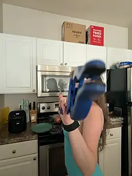 julia4thewin online show from June 4, 2026, 8:59 pm