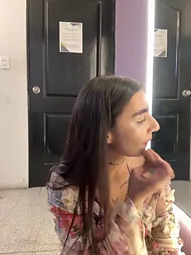 Abriil cutee online show from May 8, 2026, 2:55 pm