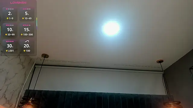 Snapshot of lizz_lunna chatting on February 5, 2026, 8:02 pm lizz lunna online show from February 5, 2026, 8:02 pm