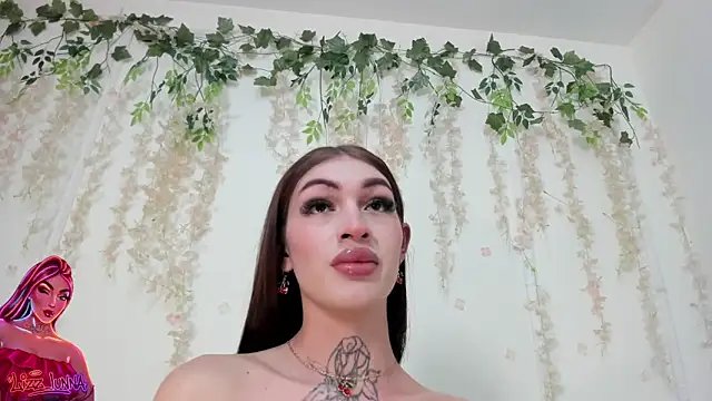 lizz lunna online show from June 16, 2026, 8:44 pm