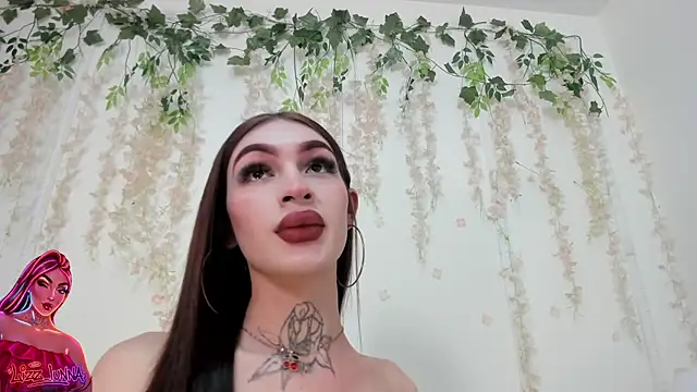 lizz lunna online show from June 19, 2026, 9:07 pm