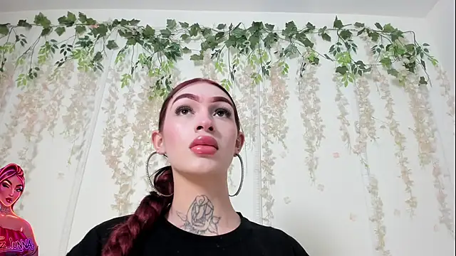 lizz lunna online show from July 6, 2026, 8:55 pm