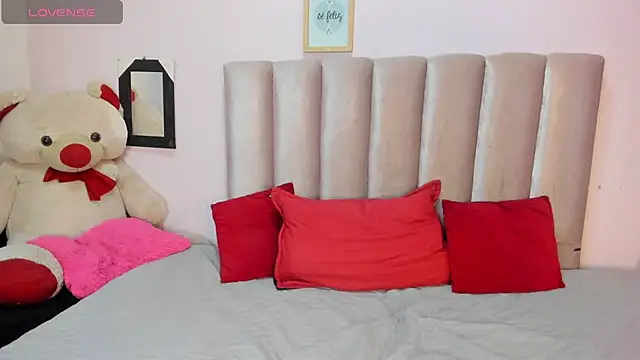 Roger And Ramona online show from January 11, 2026, 1:49 pm