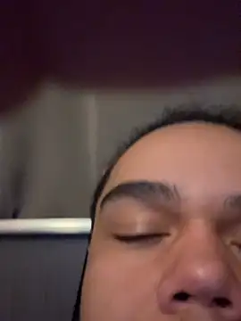 Snapshot of milsomjoeyy chatting on January 10, 2026, 11:01 am milsomjoeyy online show from January 10, 2026, 11:01 am