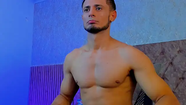Adonys Lewis  online show from May 26, 2026, 4:52 am