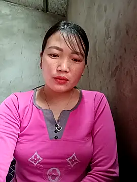 Snapshot of Nunaa2x chatting on February 9, 2026, 7:01 am Nunaa2x online show from February 9, 2026, 7:01 am