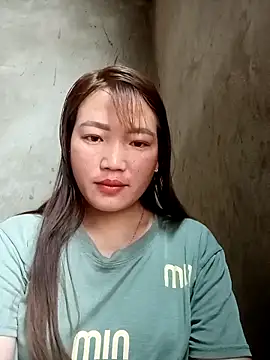 Snapshot of Nunaa2x chatting on February 26, 2026, 5:17 am Nunaa2x online show from February 26, 2026, 5:17 am