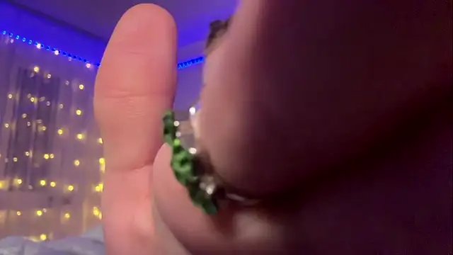 Snapshot of KariJarecke chatting on February 3, 2026, 1:05 pm KariJarecke online show from February 3, 2026, 1:05 pm