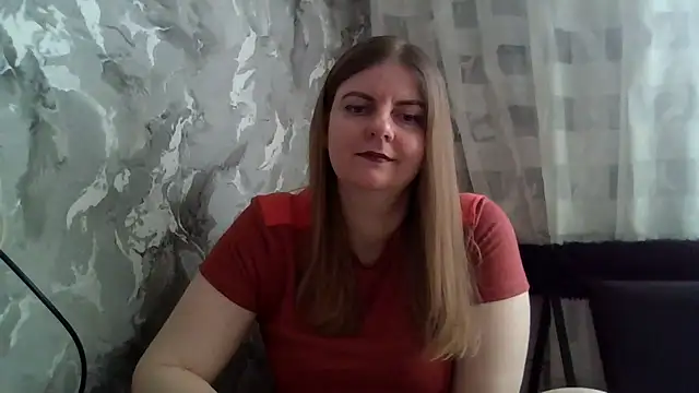 DarkRose0104 online show from February 13, 2026, 6:53 am