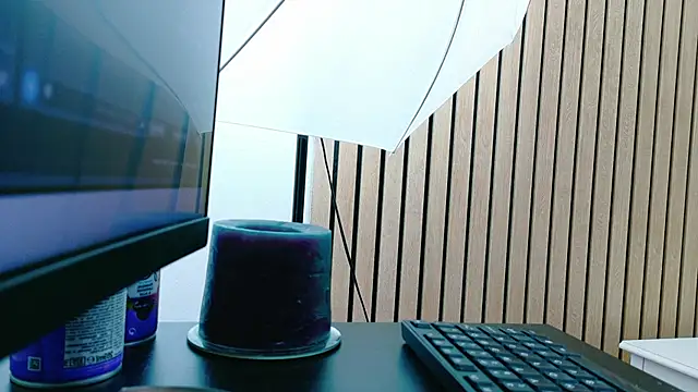 EvelinHill online show from March 20, 2026, 5:01 am