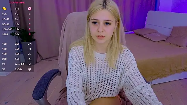 ApheliaStar online show from March 17, 2026, 4:21 pm