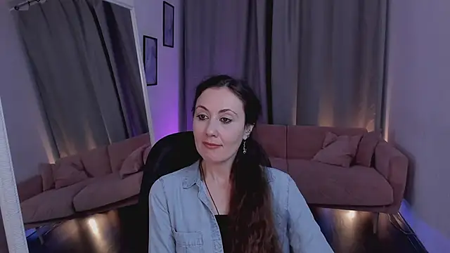 Juliet Jamess online show from January 15, 2026, 1:37 pm