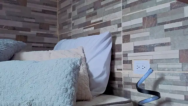 joelcallvil1 online show from March 24, 2026, 1:16 pm