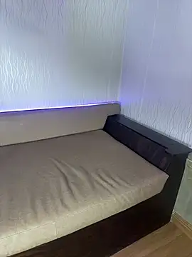 miia stonne online show from February 3, 2026, 2:44 pm