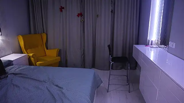 KarolClunie online show from February 4, 2026, 6:25 pm