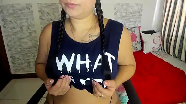 XXXStephanie XXX online show from June 18, 2026, 10:14 pm